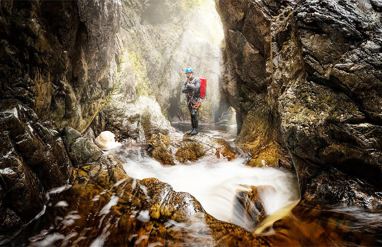 Cradle Mountain canyoning