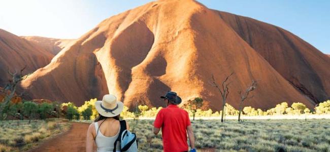 Hike in Red Centre with Aboriginal Guide