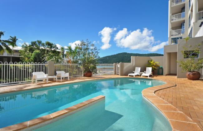 Whitsunday Vista Holiday Apartments