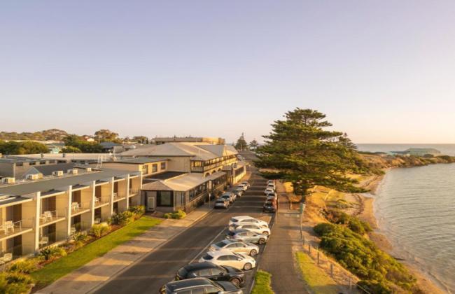 Aurora Ozone Hotel
