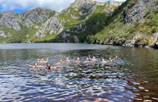 swimming Dove Lake