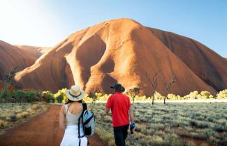 Hike in Red Centre with Aboriginal Guide