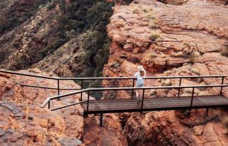 Kings Canyon Crater Rim Walk