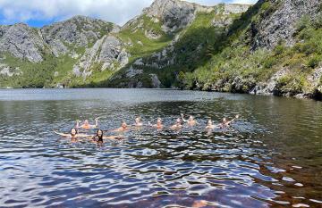 swimming Dove Lake